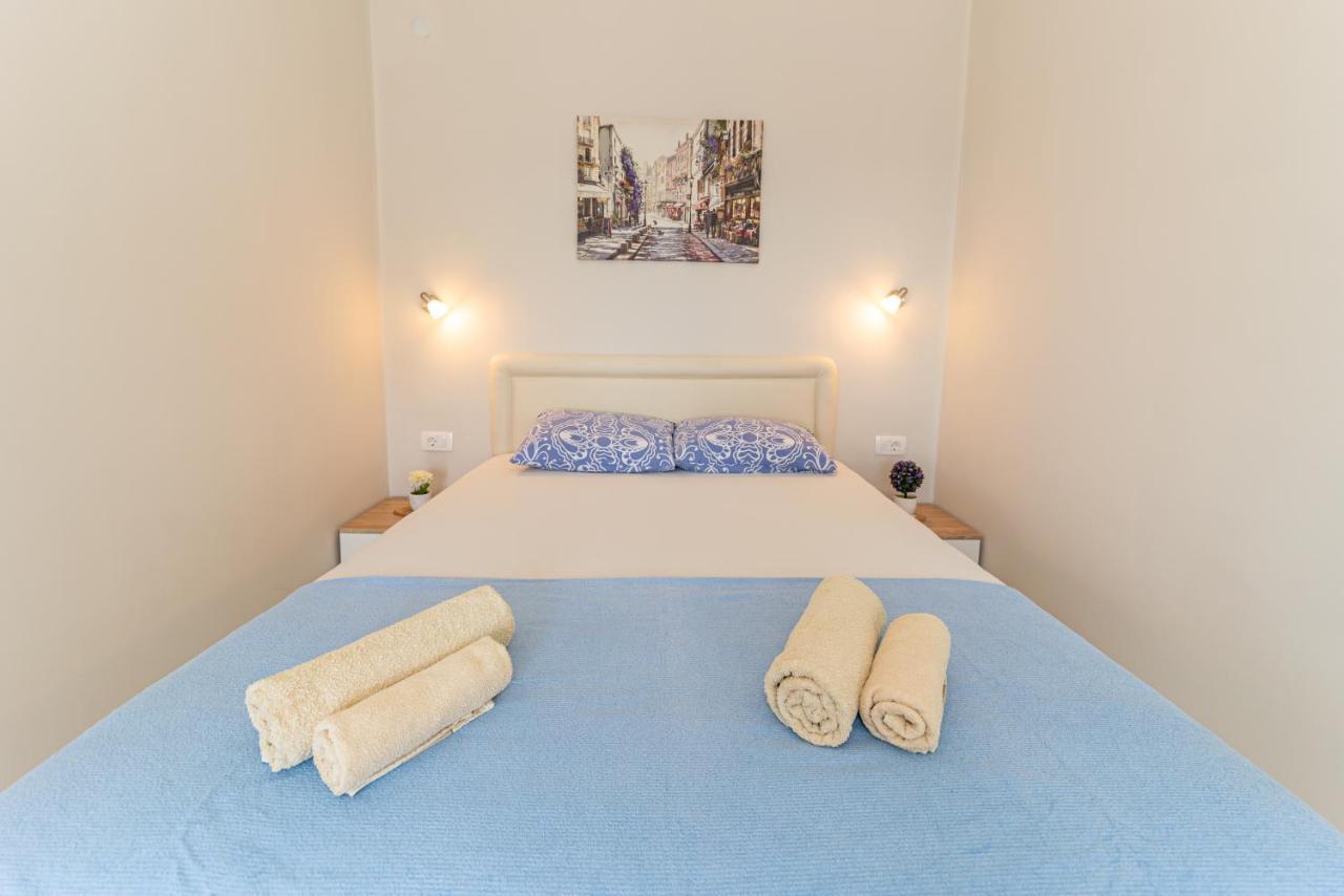 Apartments Vjera Petrovac 外观 照片