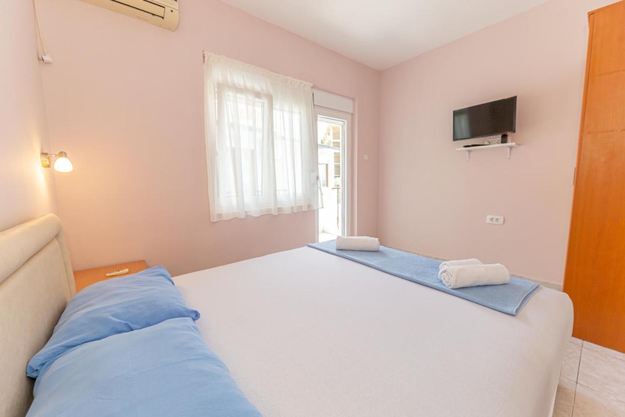 Apartments Vjera Petrovac 外观 照片