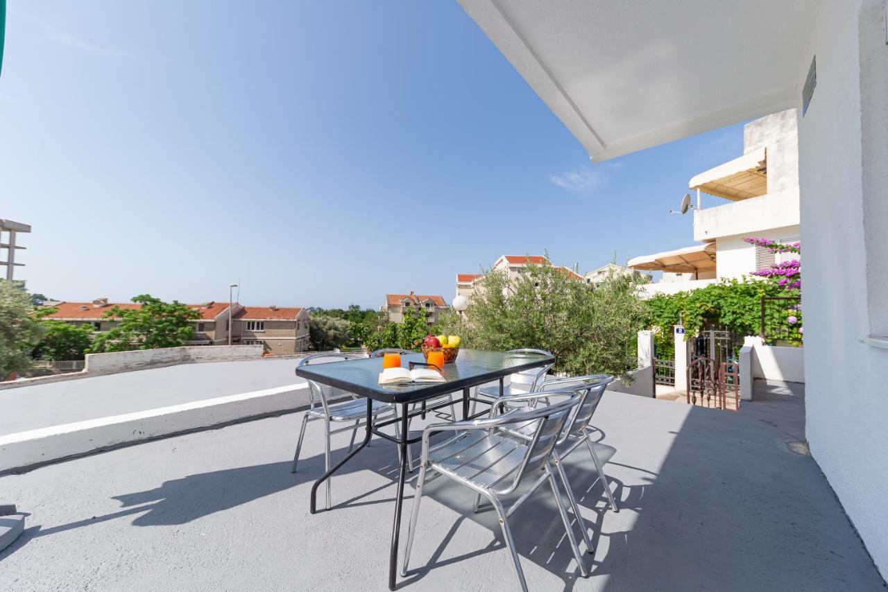 Apartments Vjera Petrovac 外观 照片