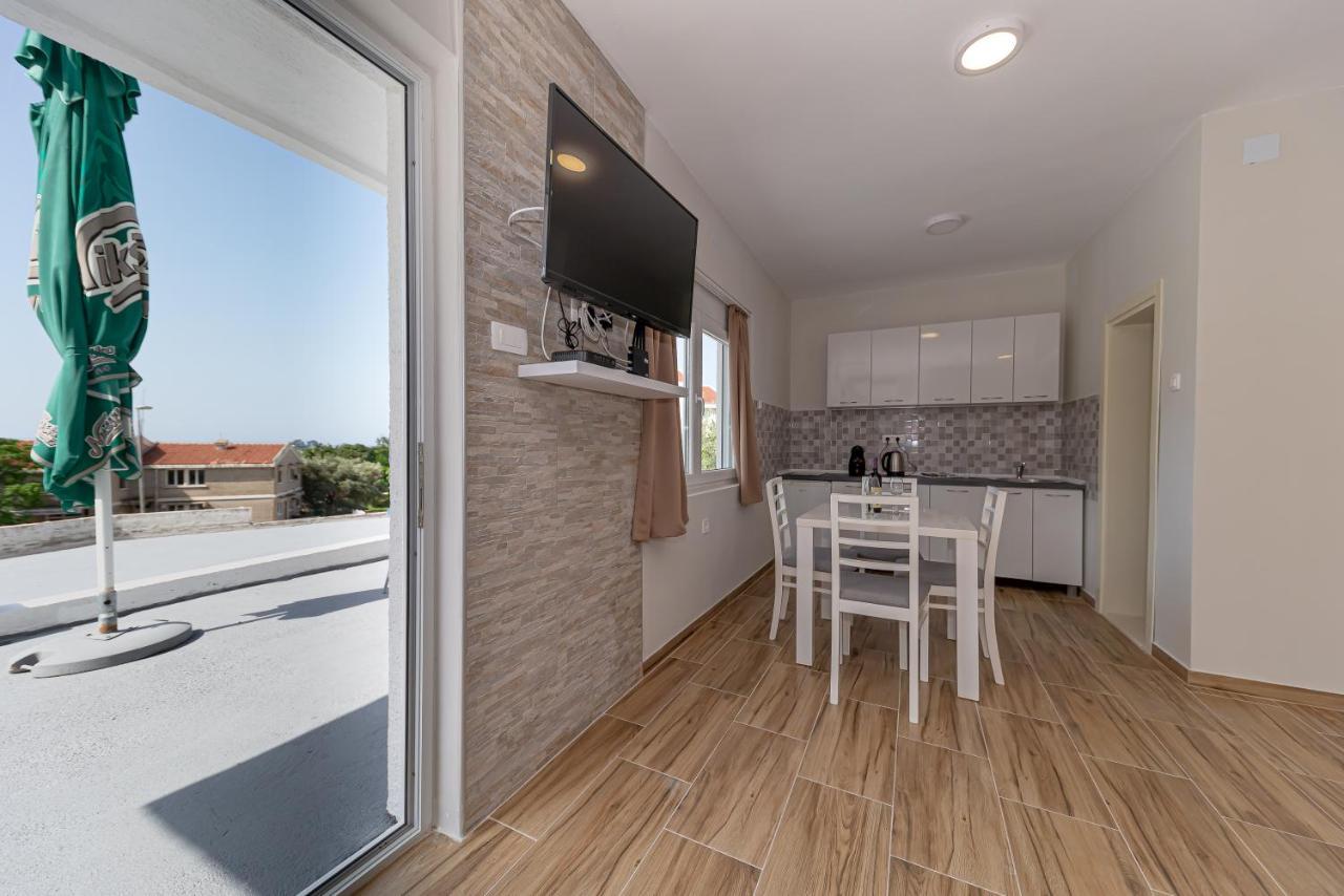 Apartments Vjera Petrovac 外观 照片
