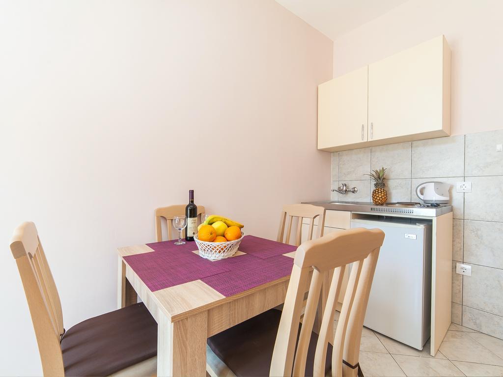 Apartments Vjera Petrovac 外观 照片