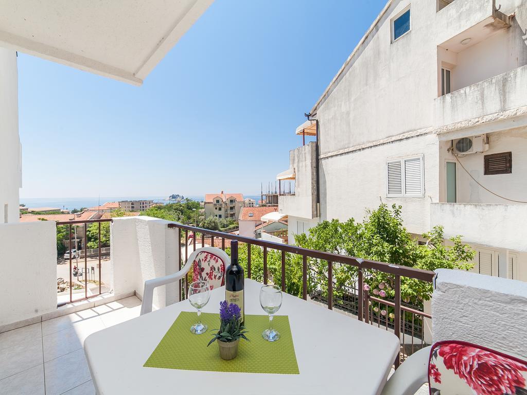 Apartments Vjera Petrovac 外观 照片