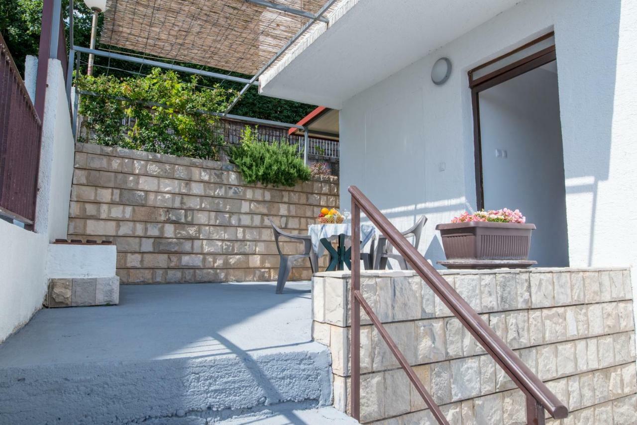 Apartments Vjera Petrovac 外观 照片